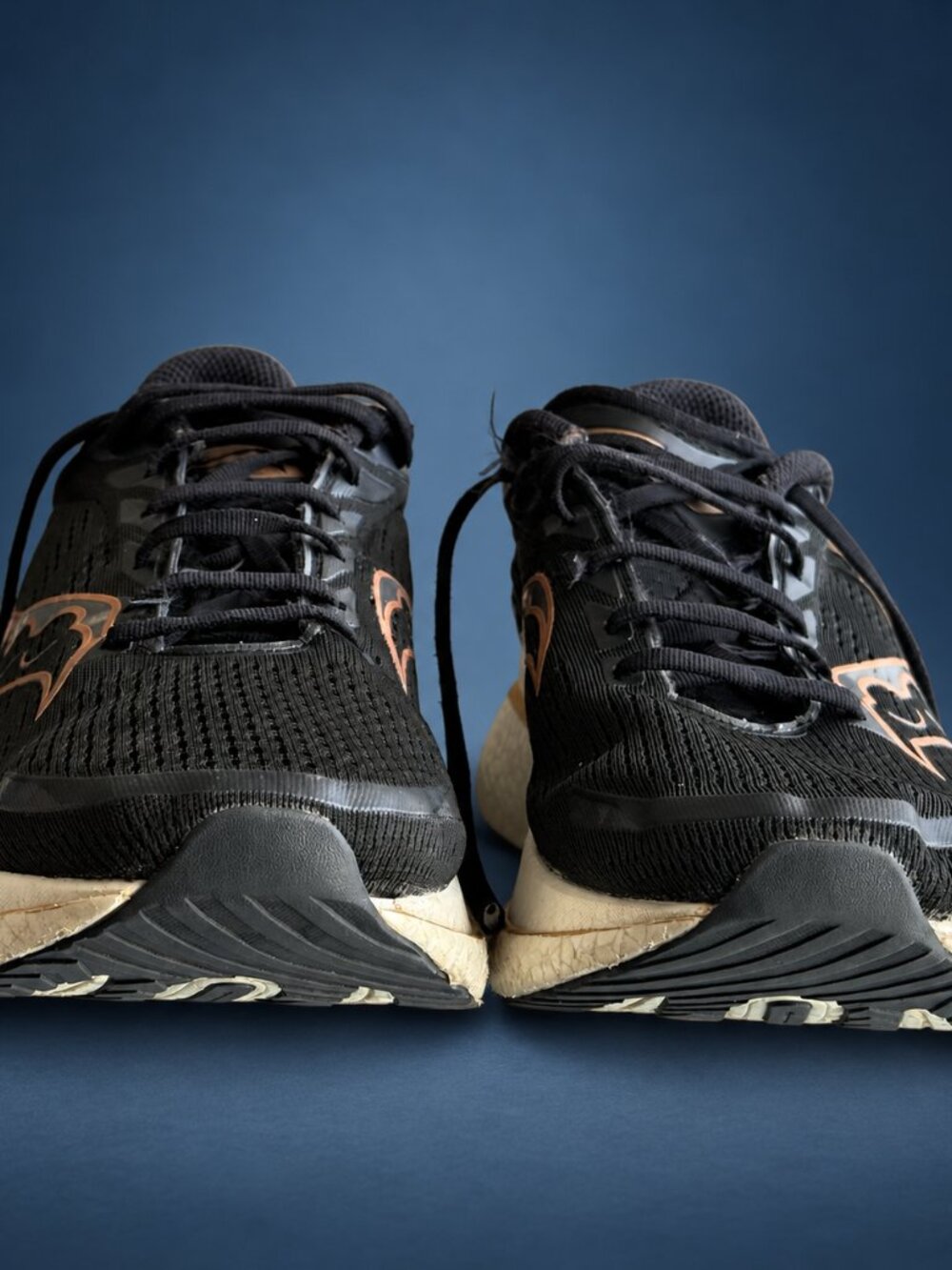 Saucony Endorphin Speed 3 Men’s 12 Black Gold - Picture 5 of 8